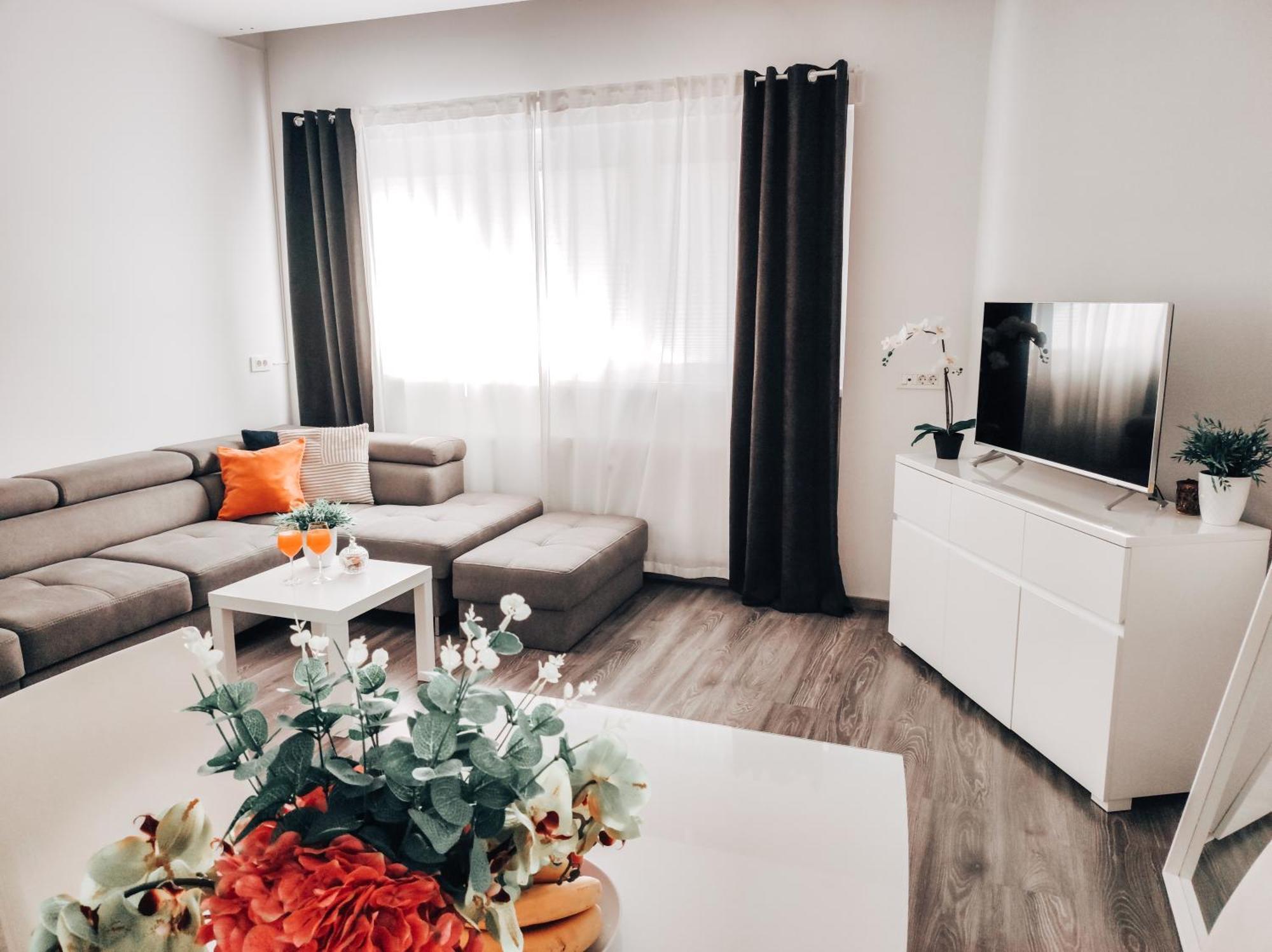 Apartment Kino Ljubljana Luaran gambar